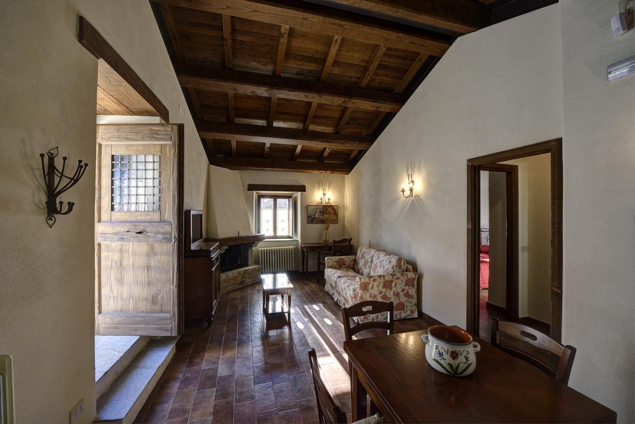 Borgotufi Albergo Diffuso Castel del Giudice Exterior foto