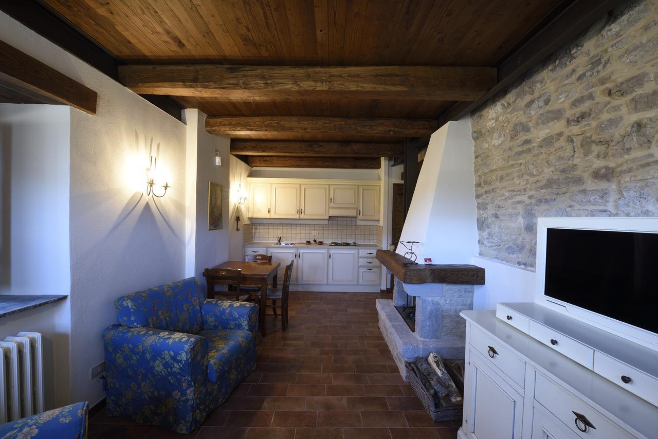 Borgotufi Albergo Diffuso Castel del Giudice Exterior foto