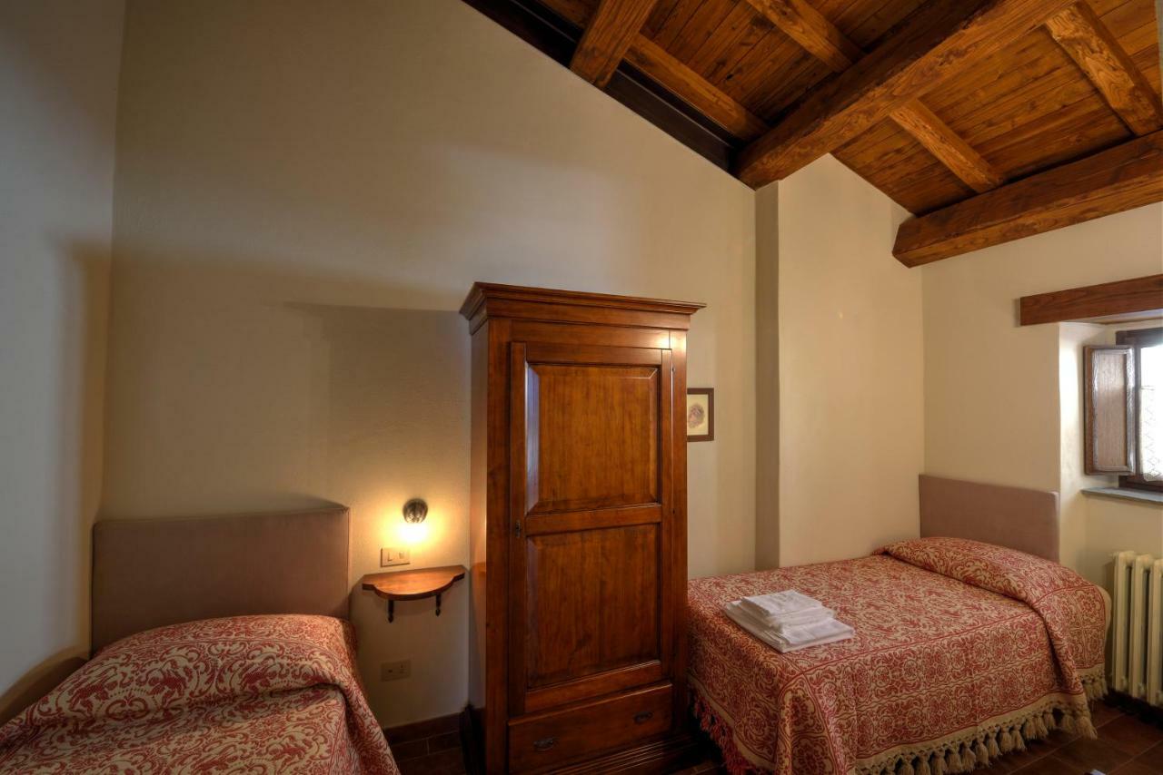 Borgotufi Albergo Diffuso Castel del Giudice Exterior foto
